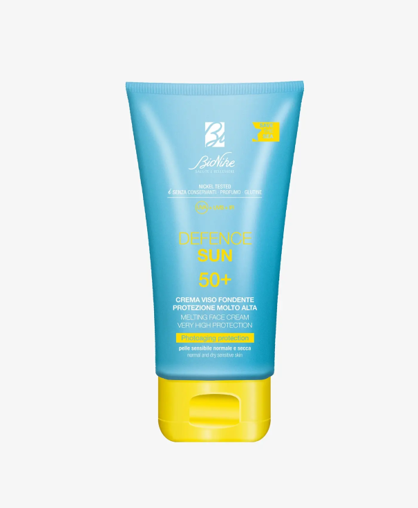 BioNike Водостойкий крем для лица солнцезащитный тающий SPF 50 DEFENCE SUN MELTING FACE CREAM