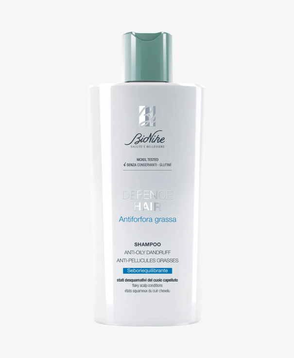 BioNike Шампунь нормализующий для волос при жирной перхоти DEFENCE HAIR ANTI-OILY DANDRUFF SHAMPOO